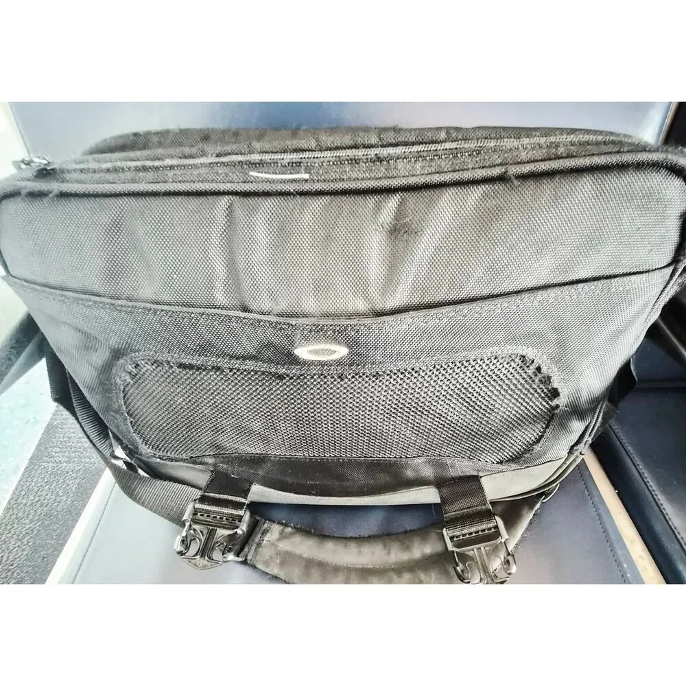 Oakley vintage bag